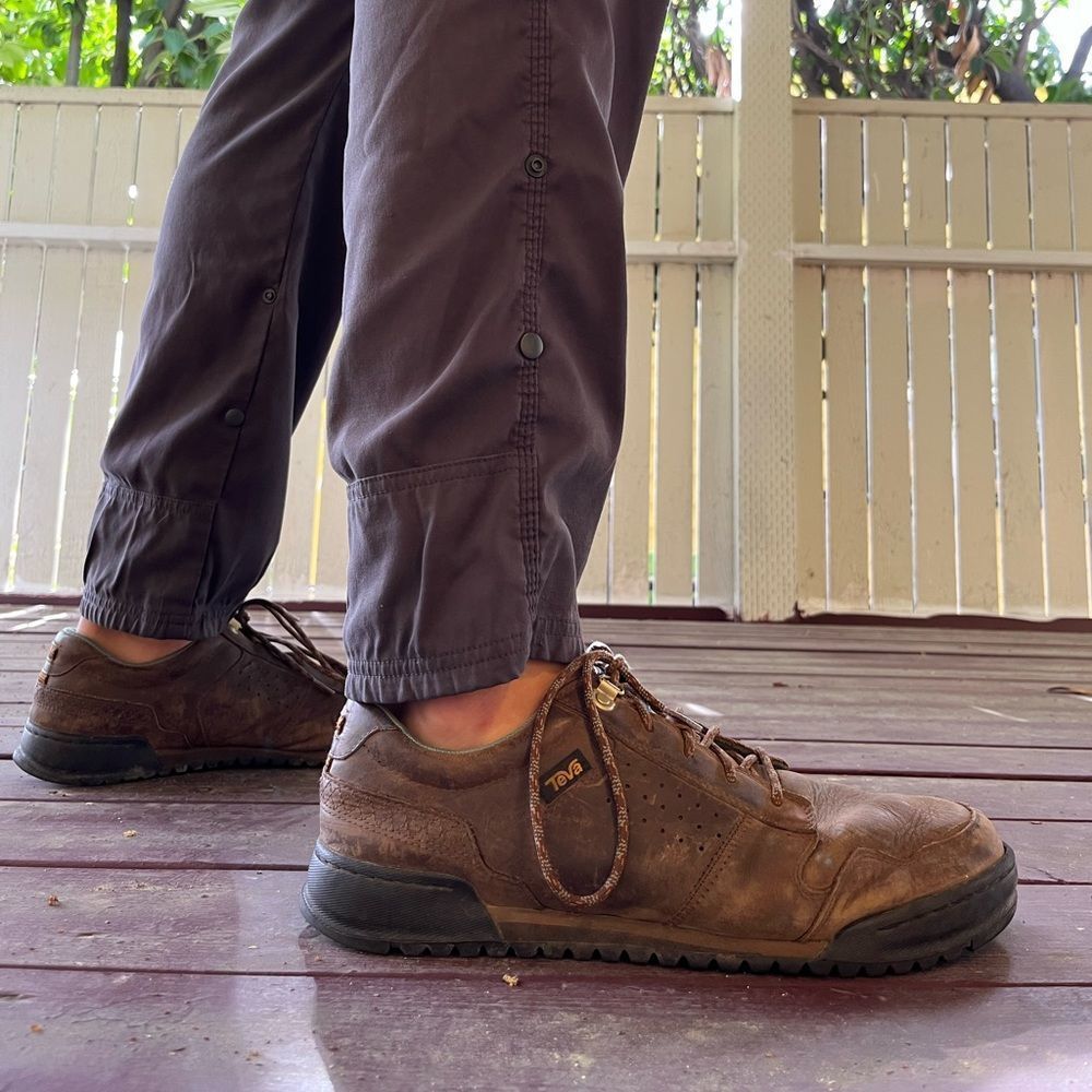 Teva Leather Low Top Hiking Shoes (12)